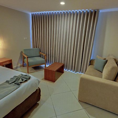 City Suites & Beach Hotel Willemstad Bagian luar foto