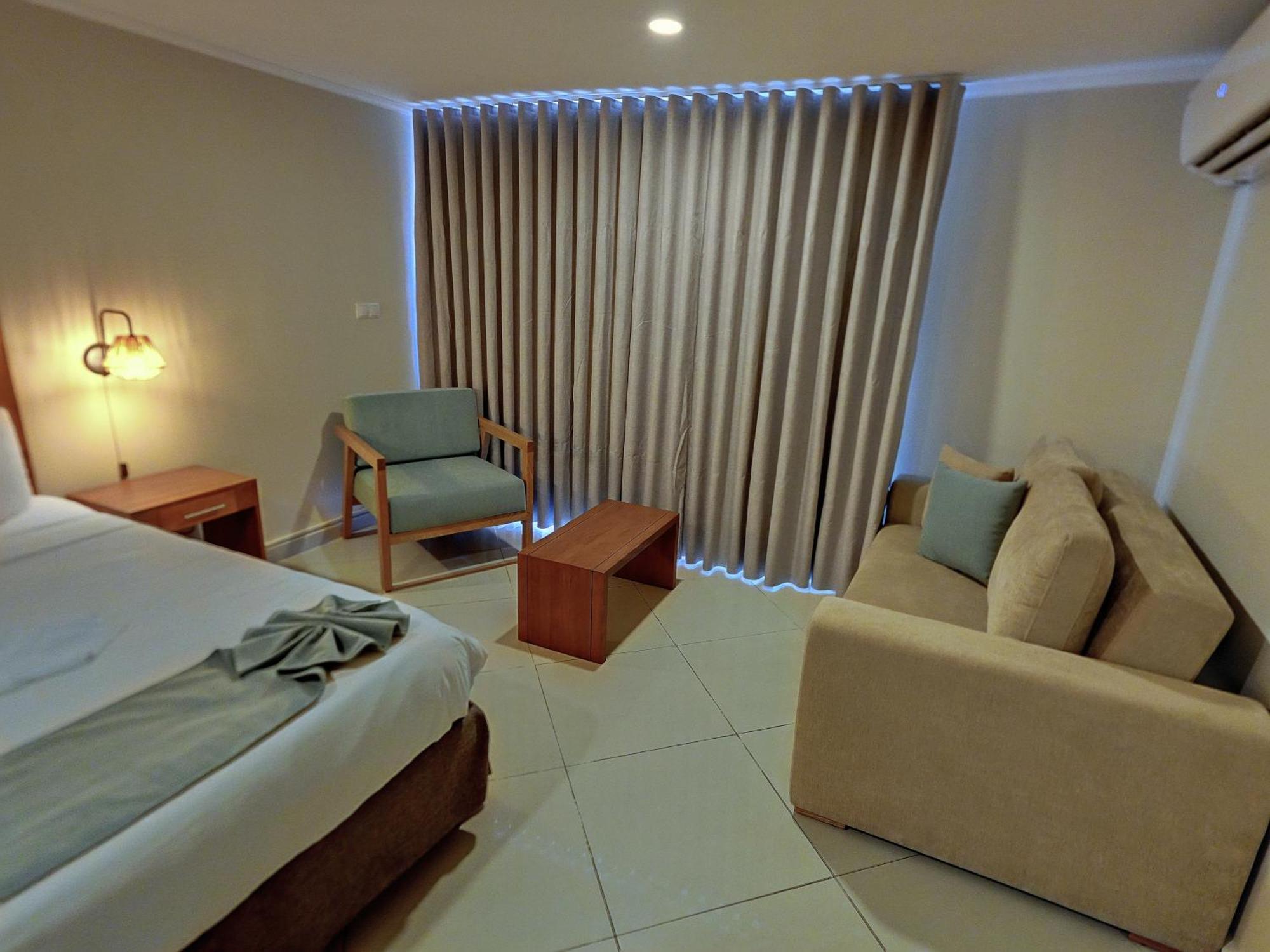 City Suites & Beach Hotel Willemstad Bagian luar foto