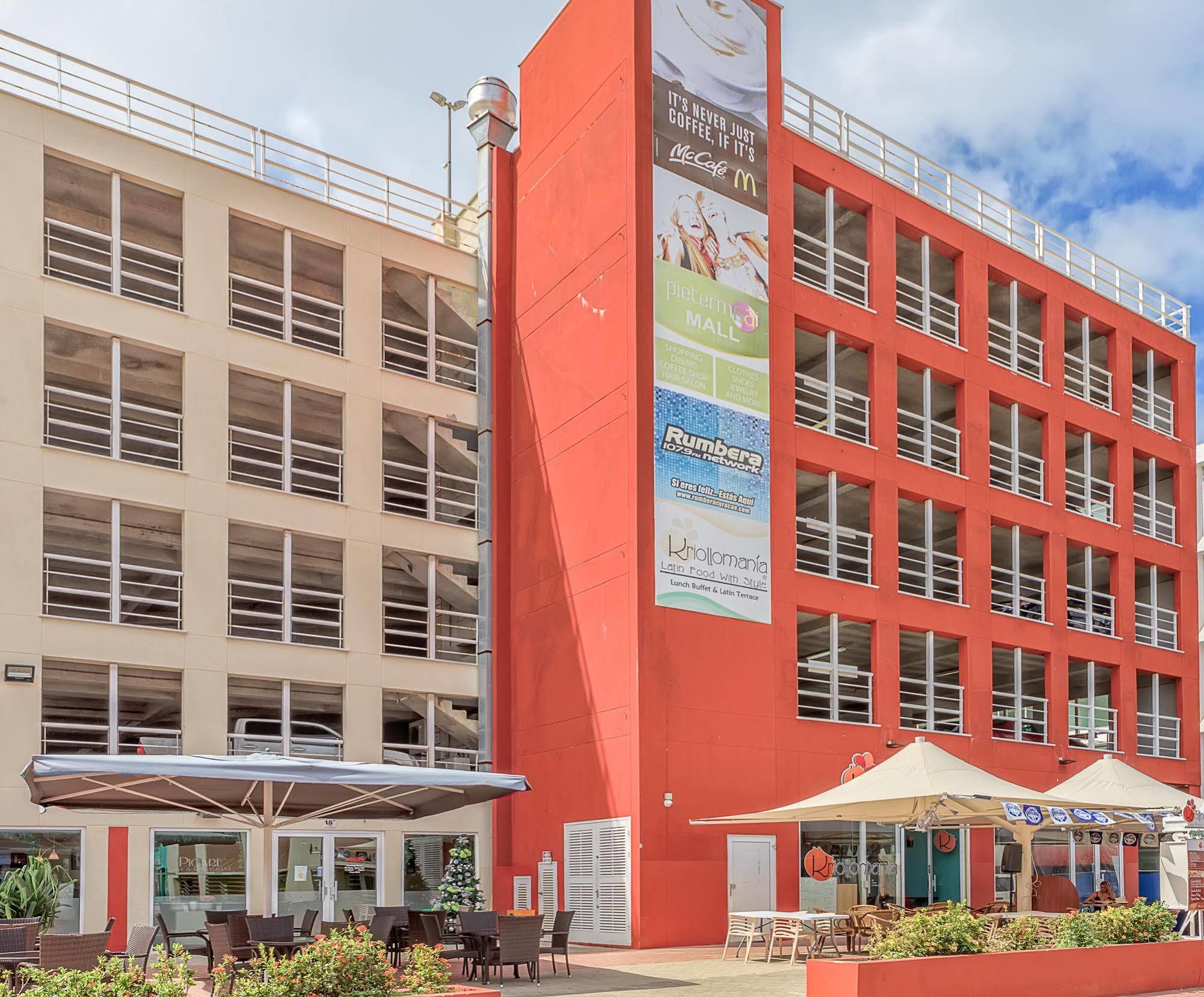 City Suites & Beach Hotel Willemstad Bagian luar foto