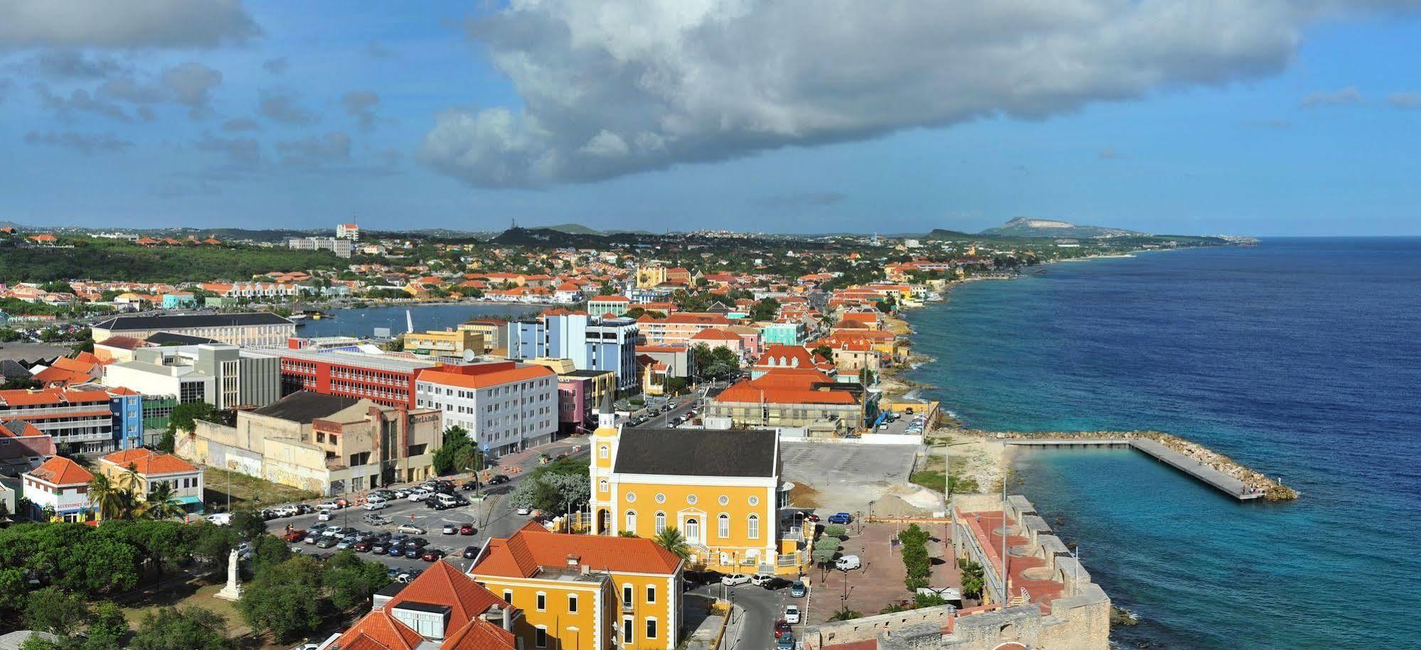 City Suites & Beach Hotel Willemstad Bagian luar foto