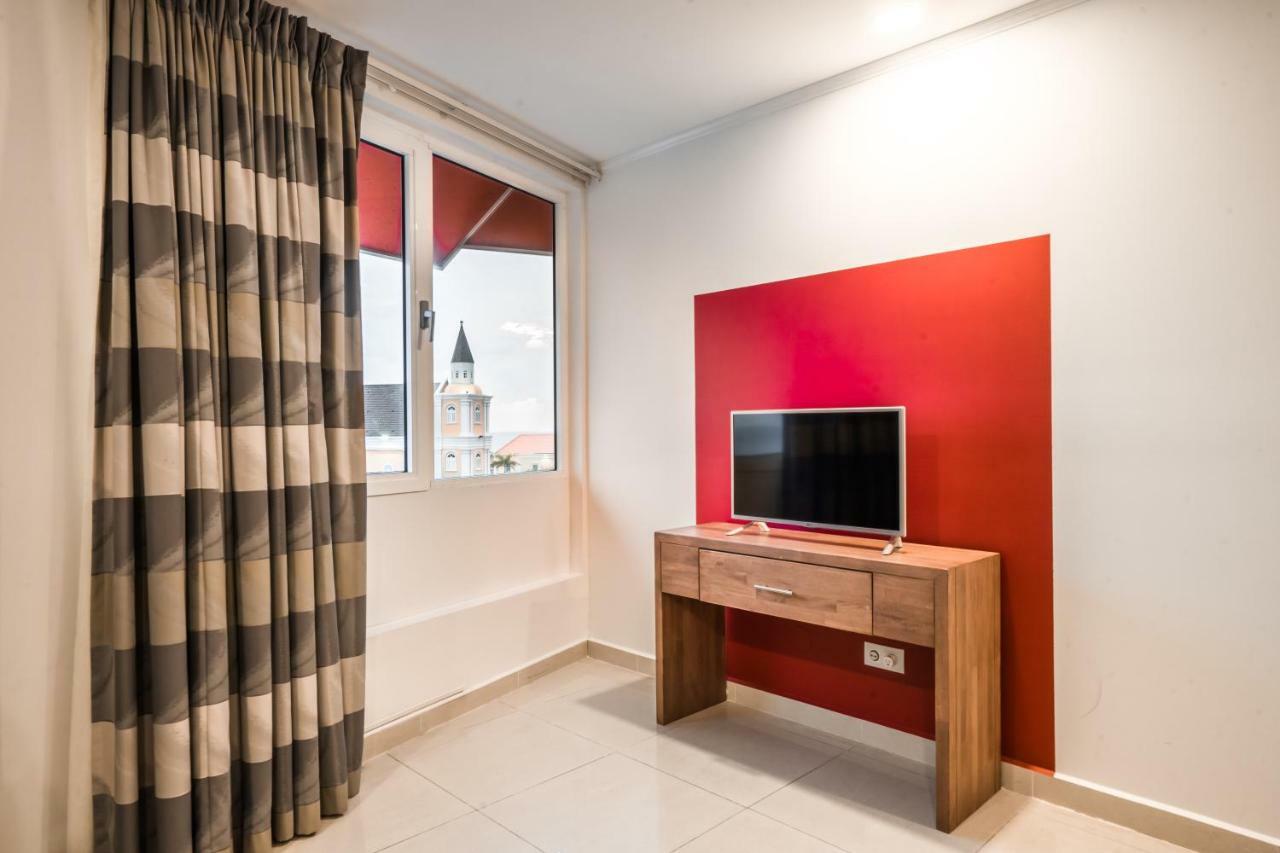 City Suites & Beach Hotel Willemstad Bagian luar foto
