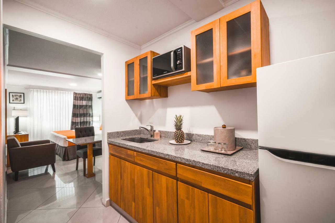 City Suites & Beach Hotel Willemstad Bagian luar foto